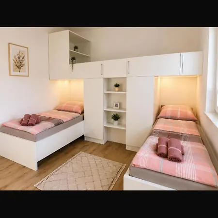 Mare Nostrum Familienresort * Vir